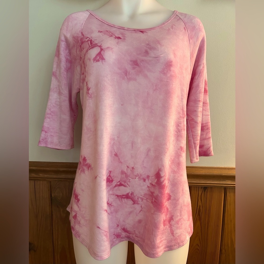 SJS pink tie dye, watercolor pattern pink super soft top, sz S women’s, comfy